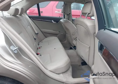 2009 Mercedes-Benz C 300 Luxury 4Matic/Sport 4Matic from USA, damaged, VIN WDDGF81X69F279476